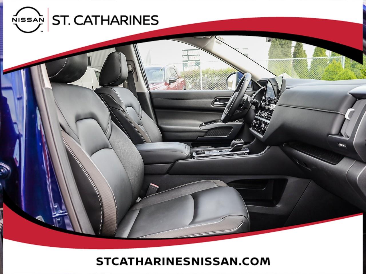 2025 Nissan Pathfinder SL Photo