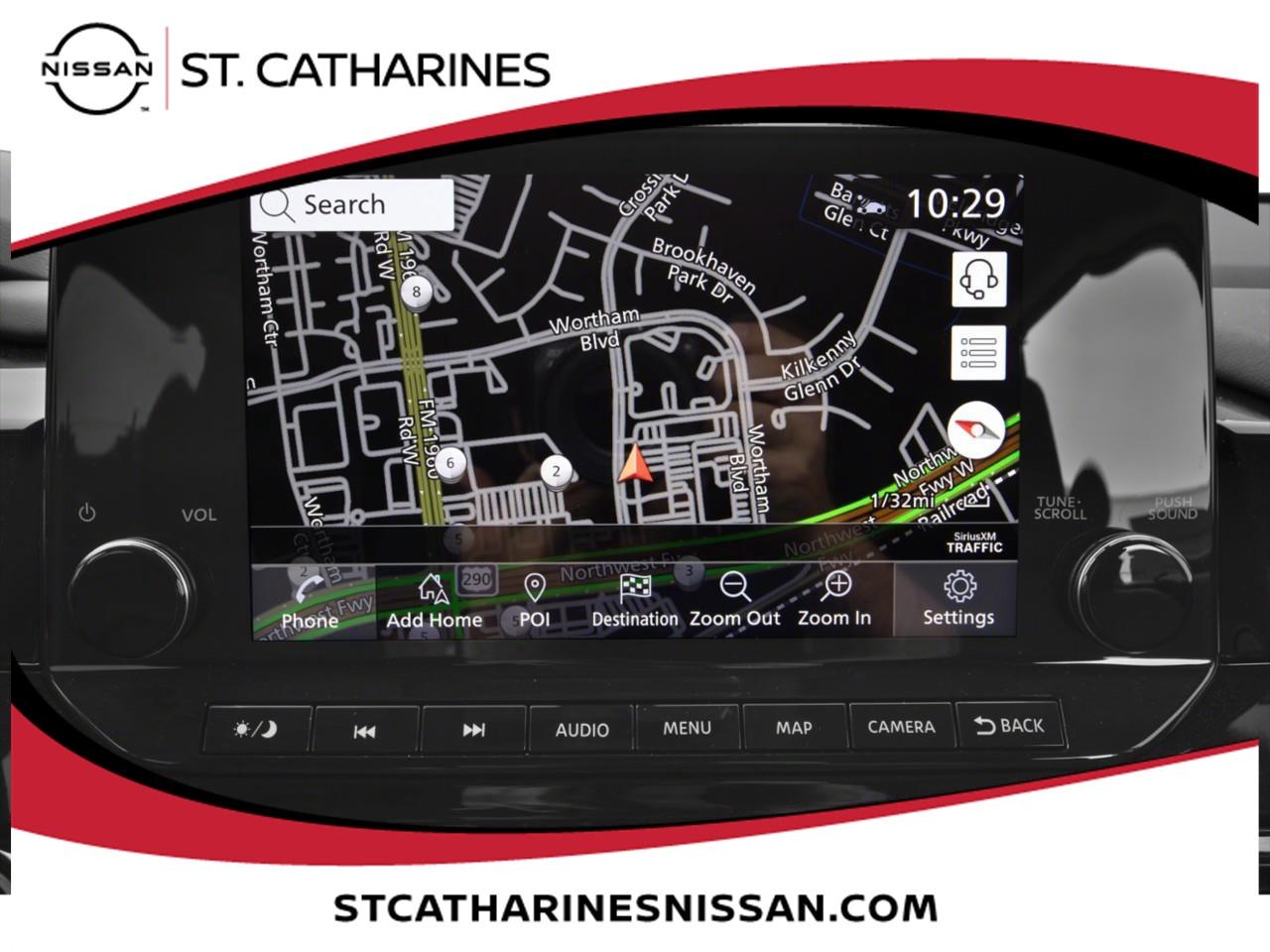 2025 Nissan Pathfinder SL Photo