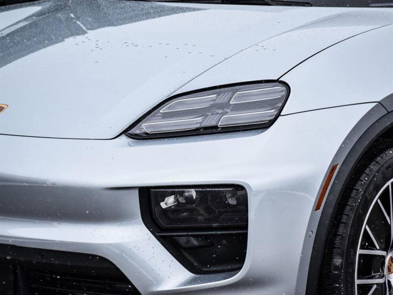 2025 Porsche Macan Electric 4S Silver Photo