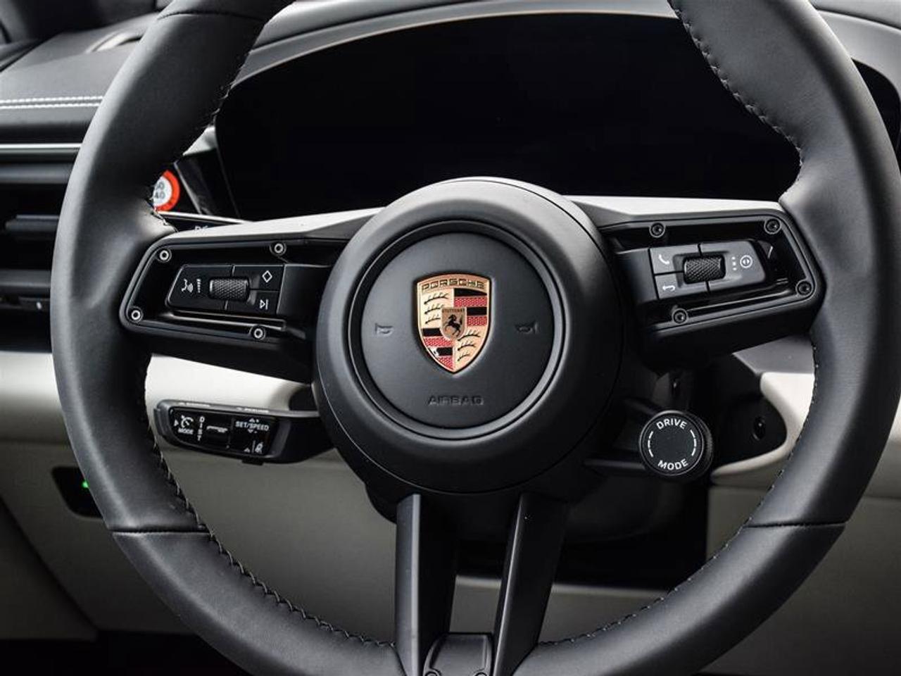 2025 Porsche Macan Electric 4S Silver Photo