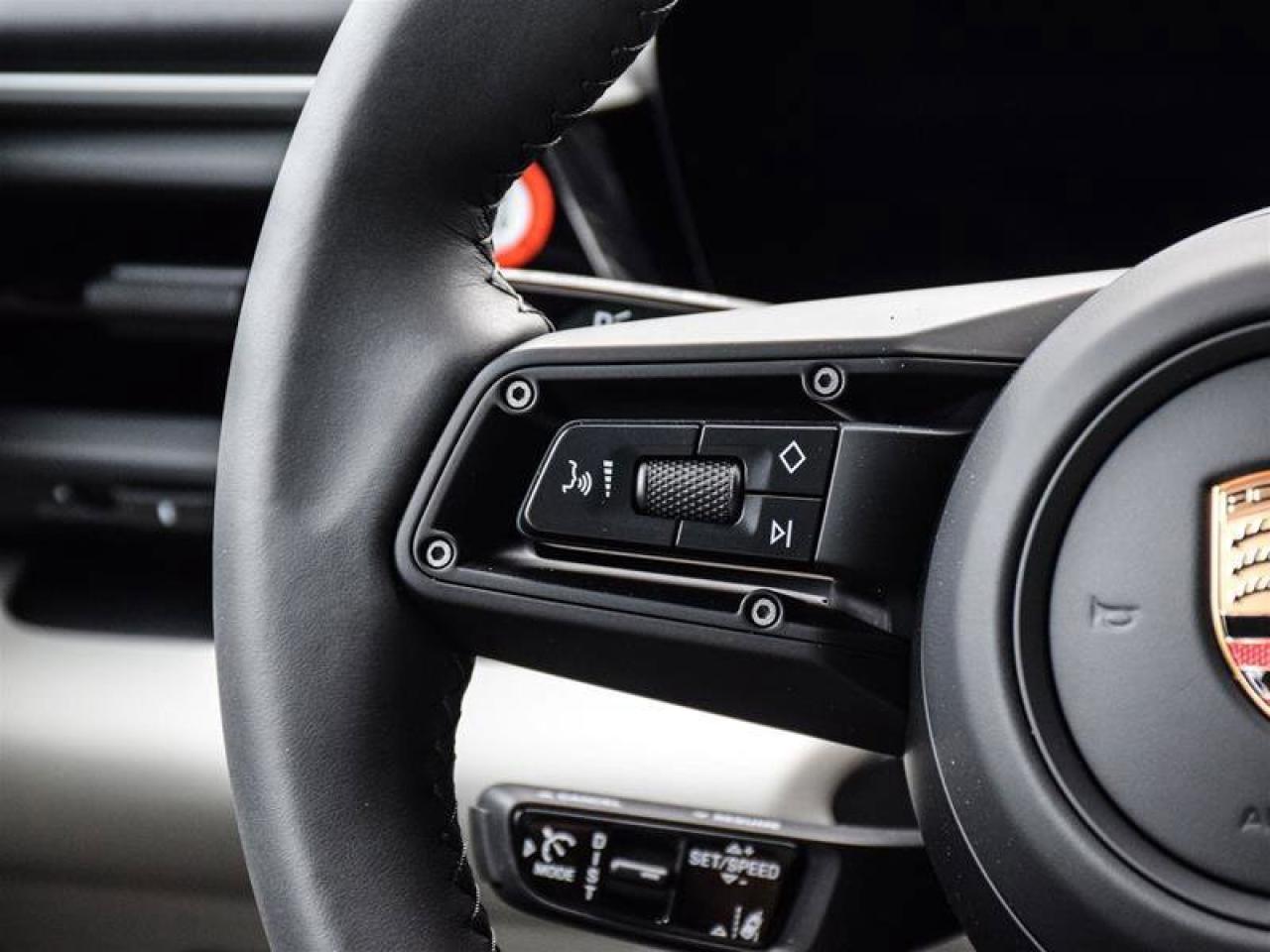 2025 Porsche Macan Electric 4S Silver Photo