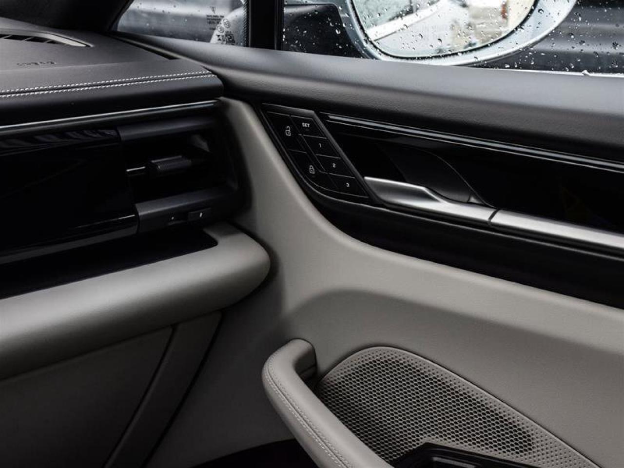 2025 Porsche Macan Electric 4S Silver Photo