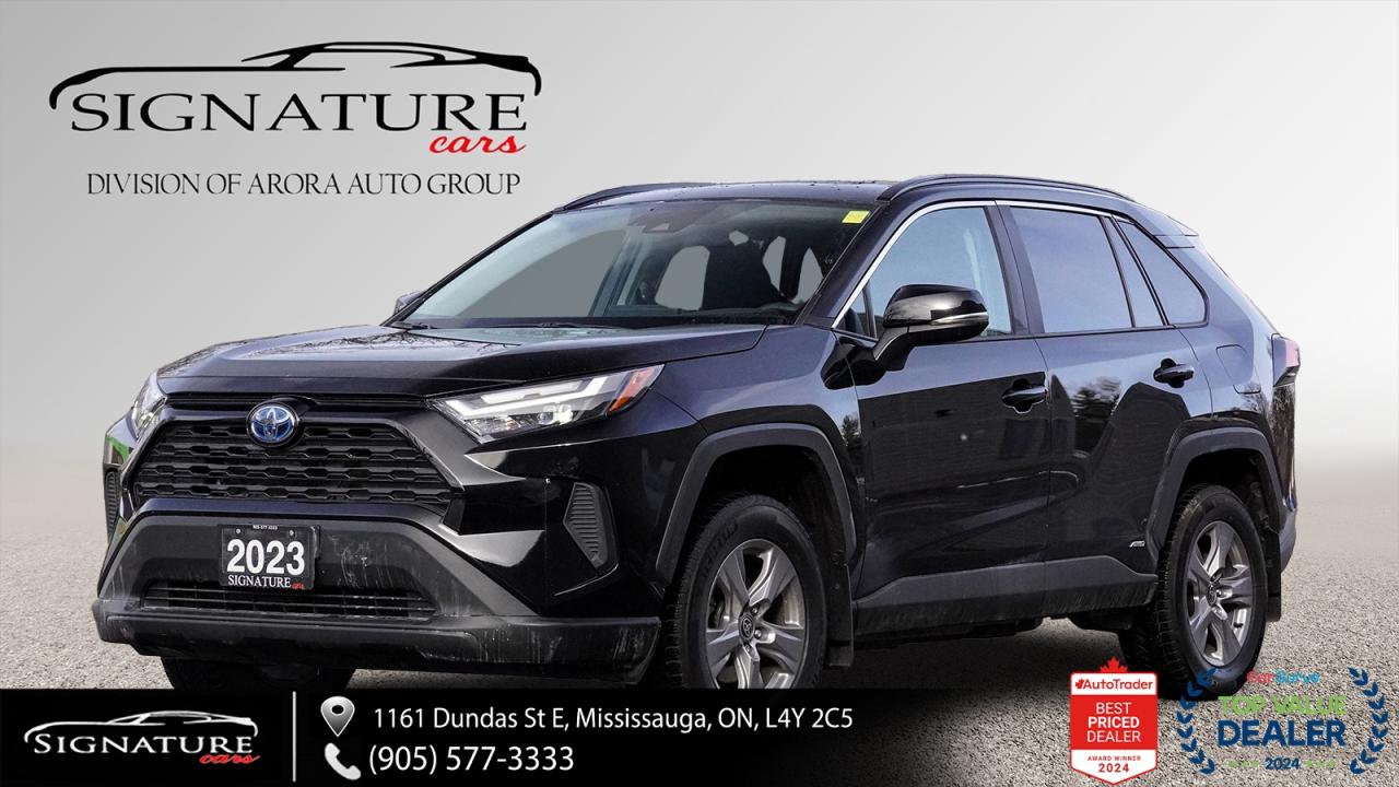2023 Toyota RAV4 Hybrid XLE AWD / SUNROOF / CARPLAY / BSM Photo