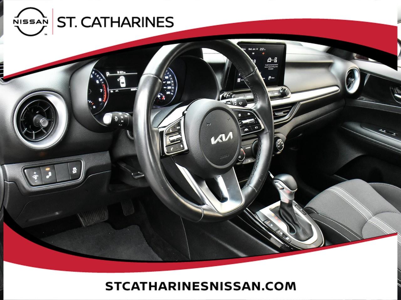 2023 Kia Forte EX Photo