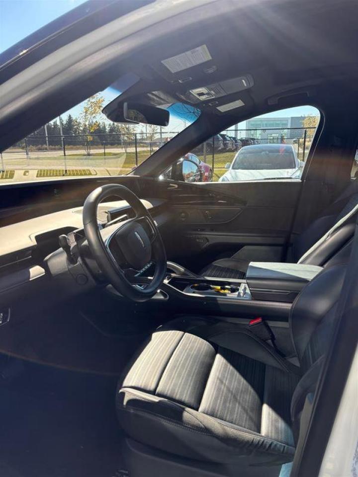 2024 Lincoln Nautilus Reserve White Photo