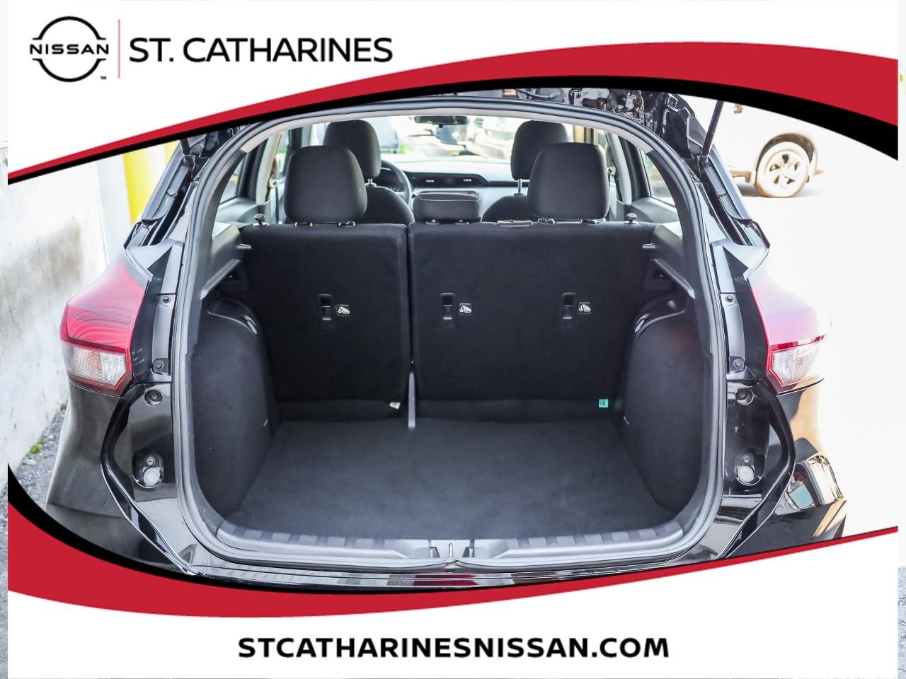 2023 Nissan Kicks SV Photo