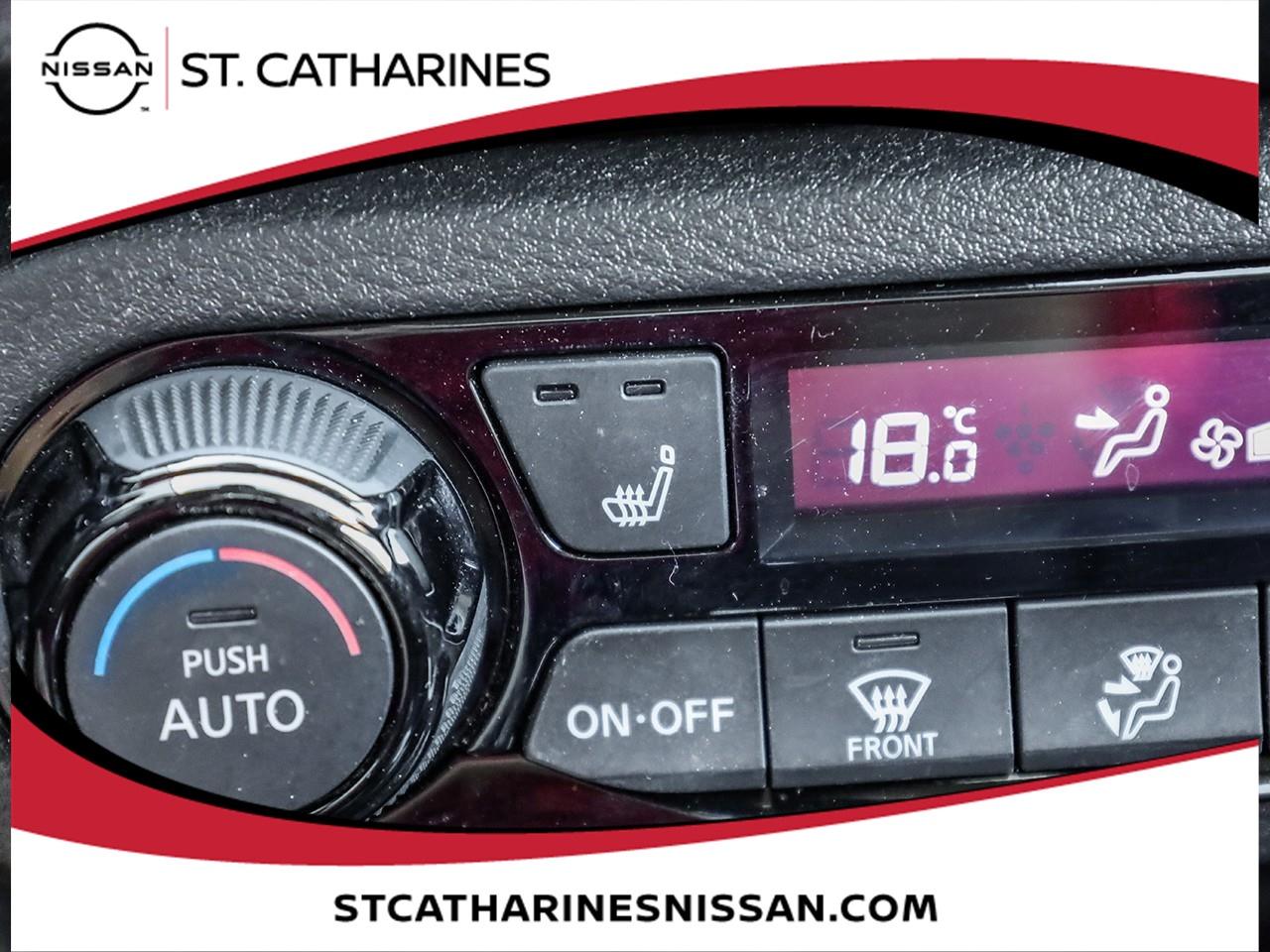 2023 Nissan Kicks SV Photo