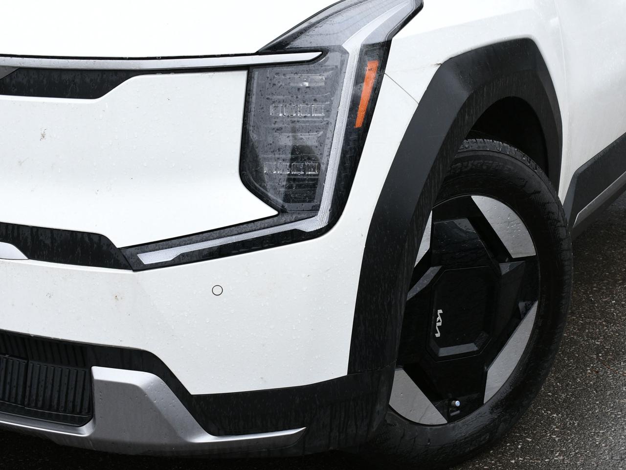 2024 Kia EV9 Land CPO   NAVI   Backup Camera   Blindspot Monito Photo