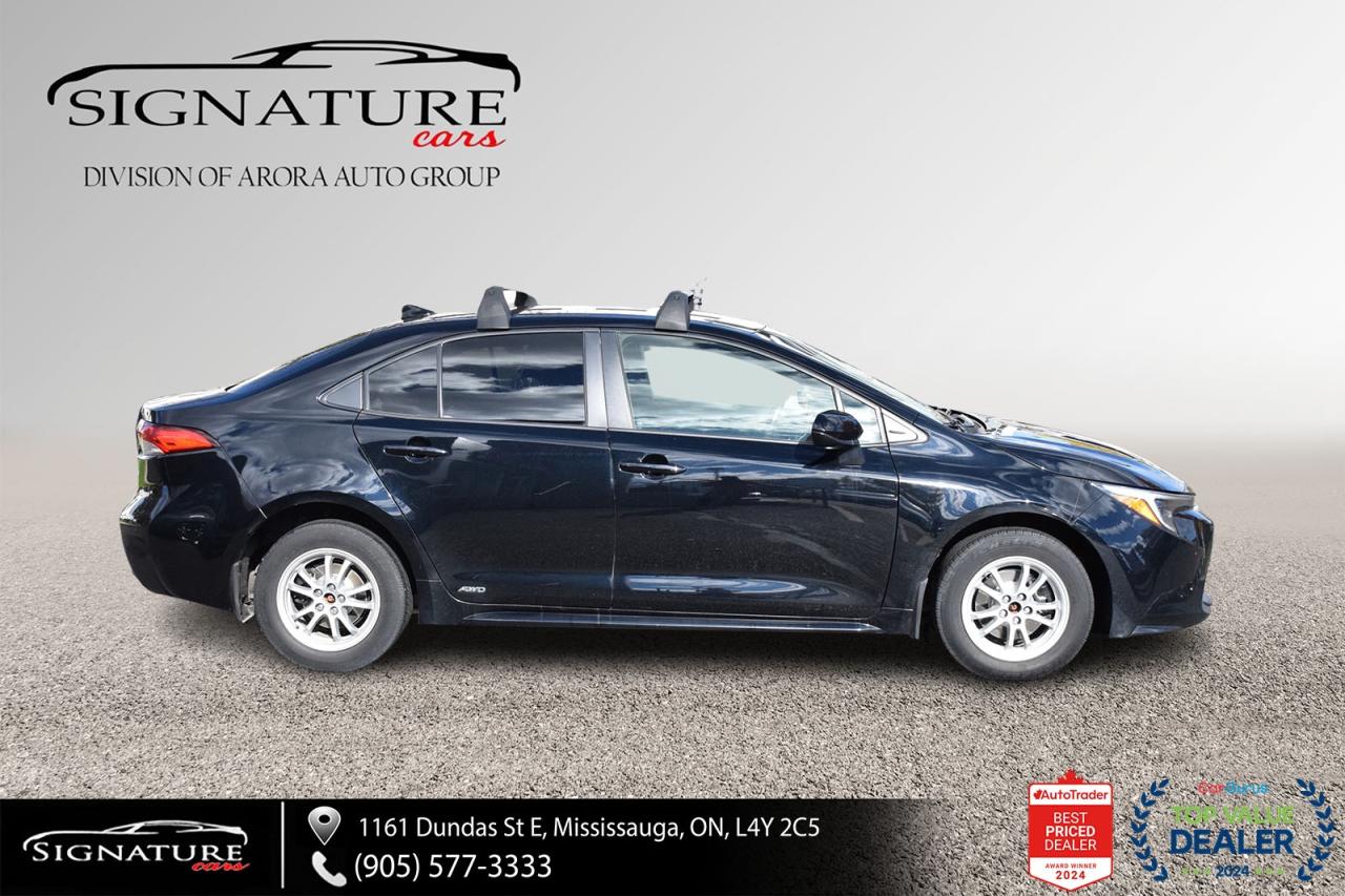 2023 Toyota Corolla Hybrid LE AWD / NO ACCIDENT / CARPLAY / BSM / HTD SEATS Photo