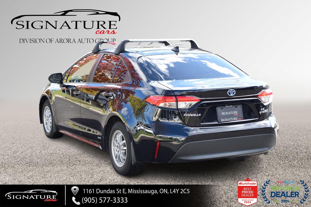 2023 Toyota Corolla Hybrid LE AWD / NO ACCIDENT / CARPLAY / BSM / HTD SEATS Photo