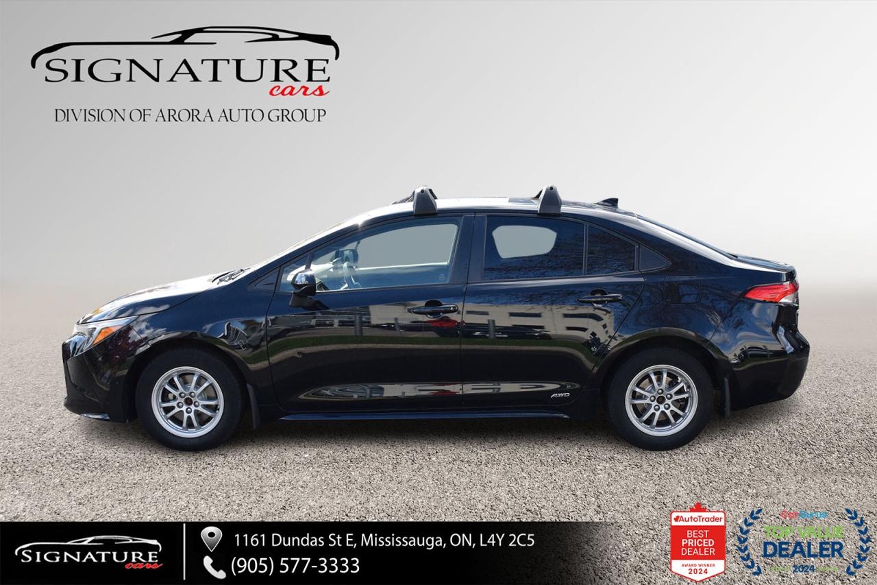 2023 Toyota Corolla Hybrid LE AWD / NO ACCIDENT / CARPLAY / BSM / HTD SEATS Photo