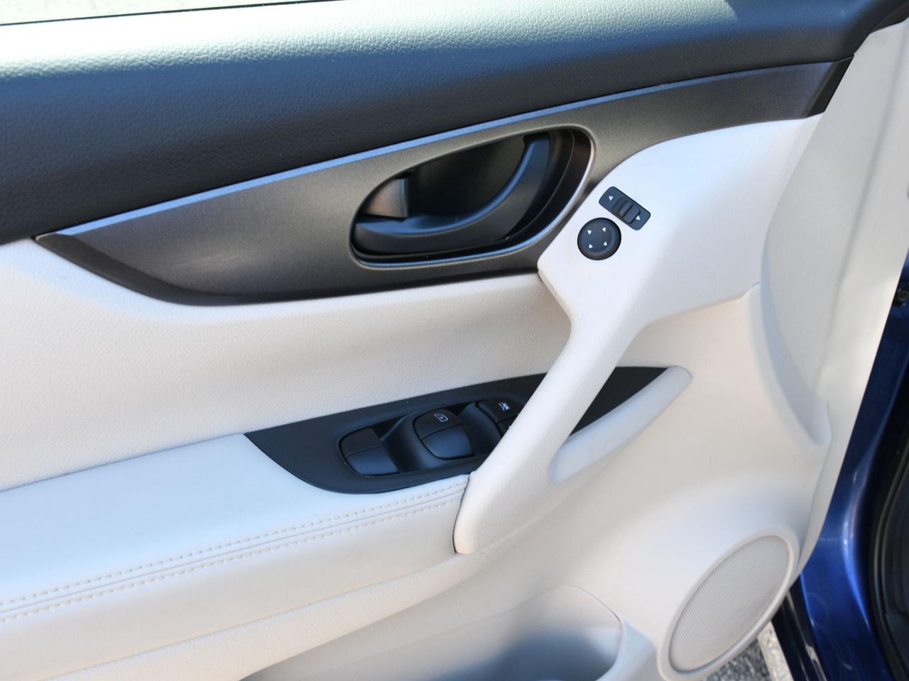 2023 Nissan Qashqai S Certified   Backup Camera   Bluetooth   Heated F Photo