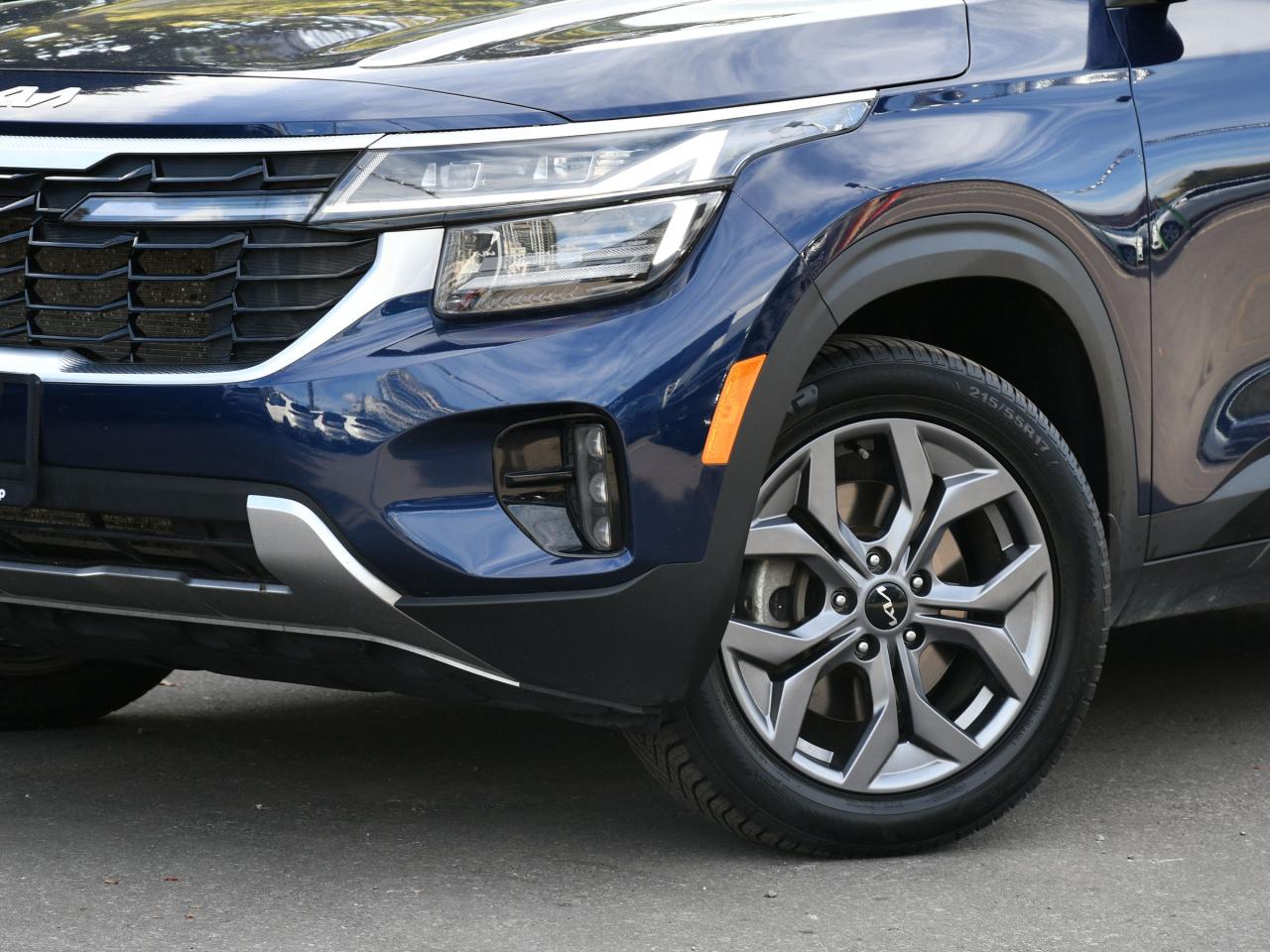 2024 Kia Seltos EX CPO   Bluetooth   Heated Steering Wheel   Moonr Photo