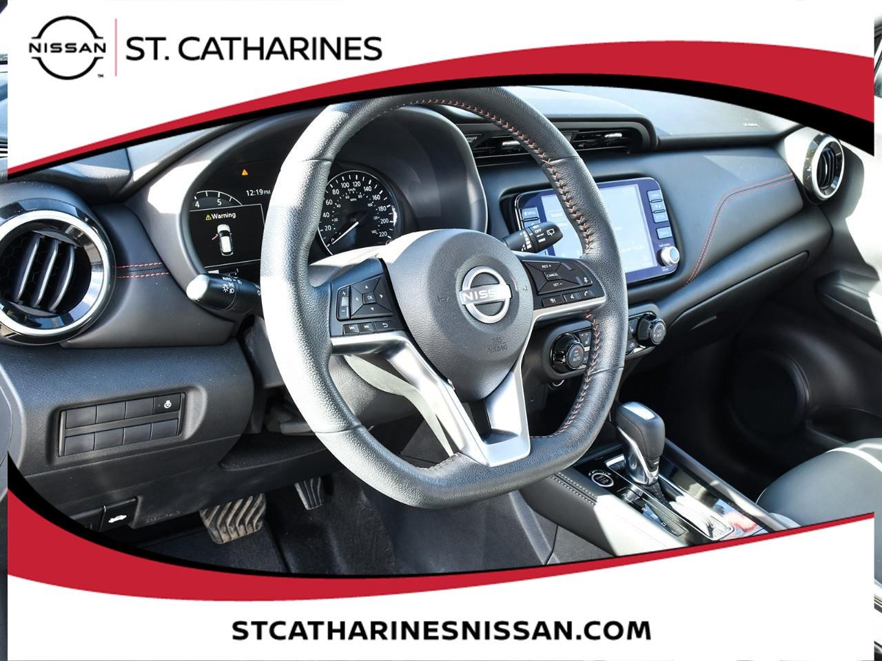 2023 Nissan Kicks SR Photo