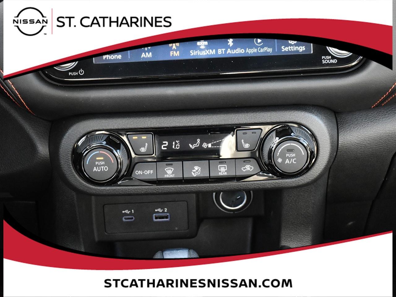 2023 Nissan Kicks SR Photo