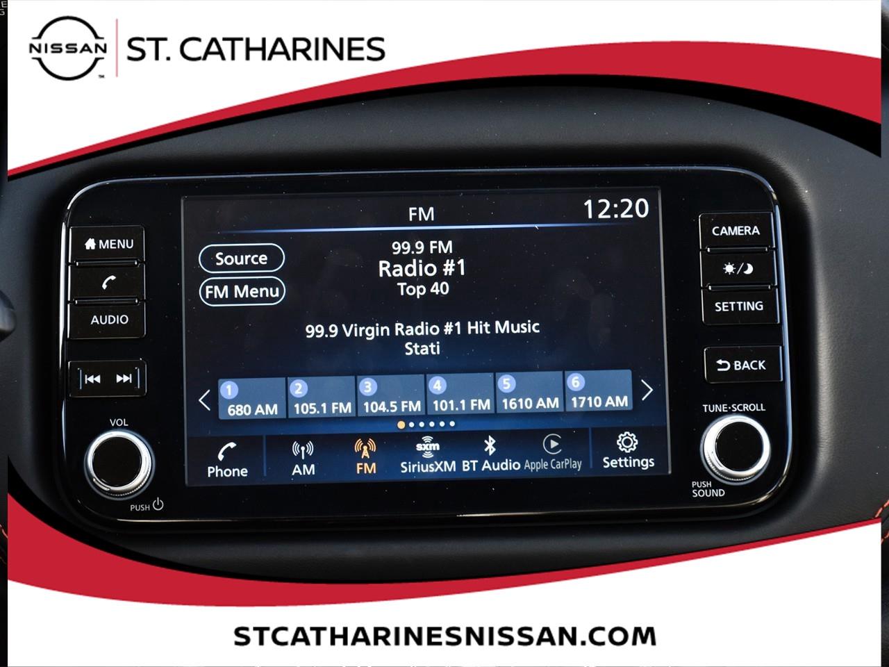 2023 Nissan Kicks SR Photo