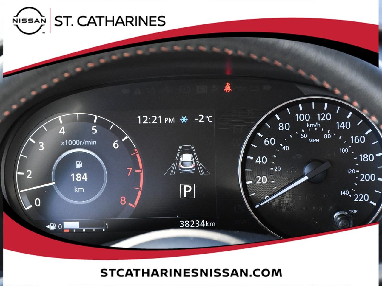 2023 Nissan Kicks SR Photo