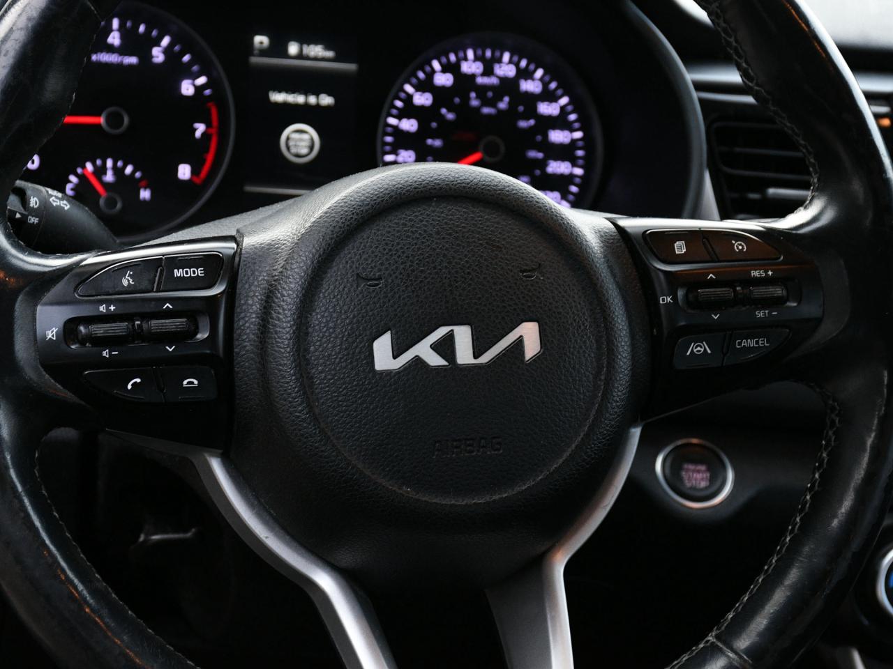 2023 Kia Rio 5-door EX Premium CERTFIED ALLOY WHEELS  ELECTRONIC STABI Photo