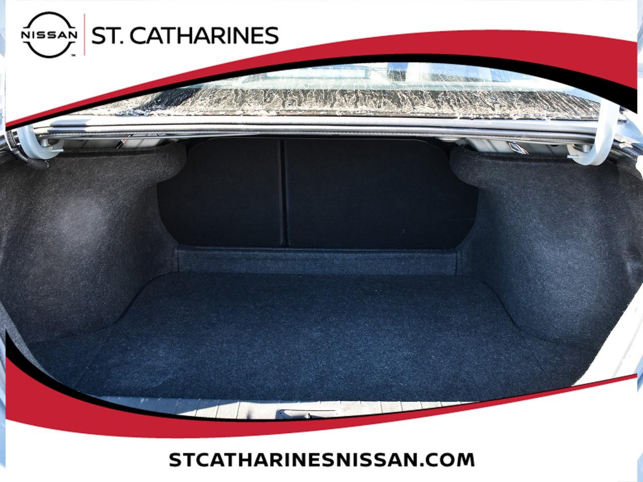 2024 Nissan Sentra SV Photo