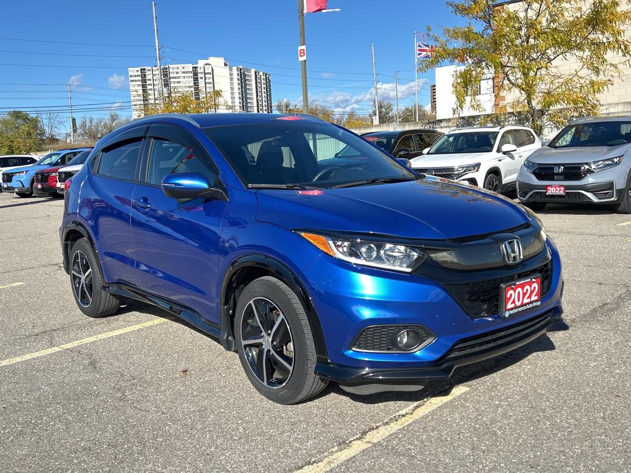 2022 Honda HR-V Sport CarPlay Rear Cam Sunroof Heated Seats Photo