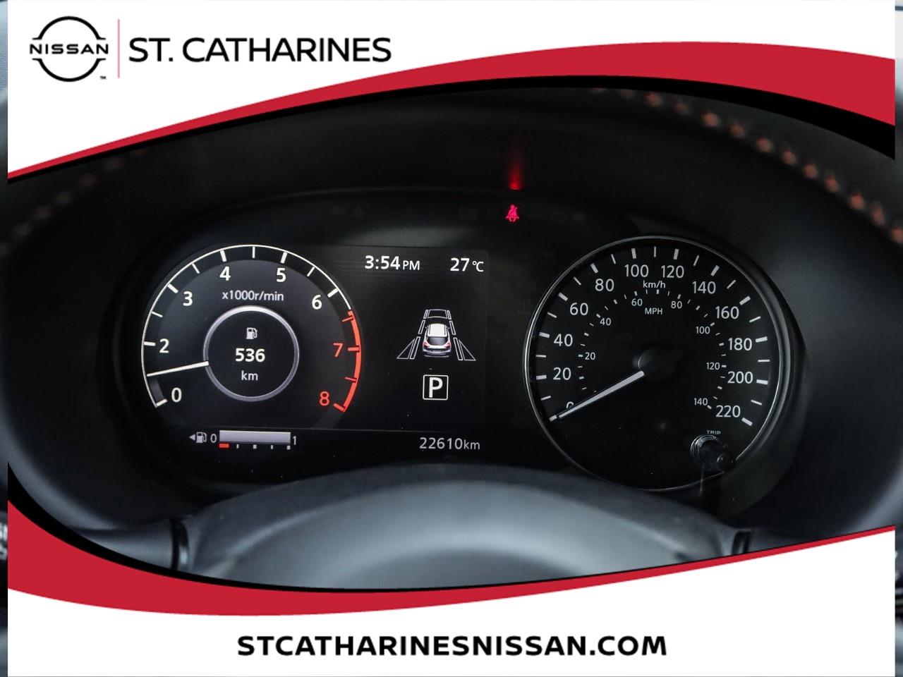 2024 Nissan Kicks SR Photo