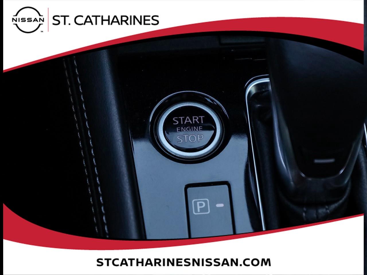 2024 Nissan Kicks SR Photo