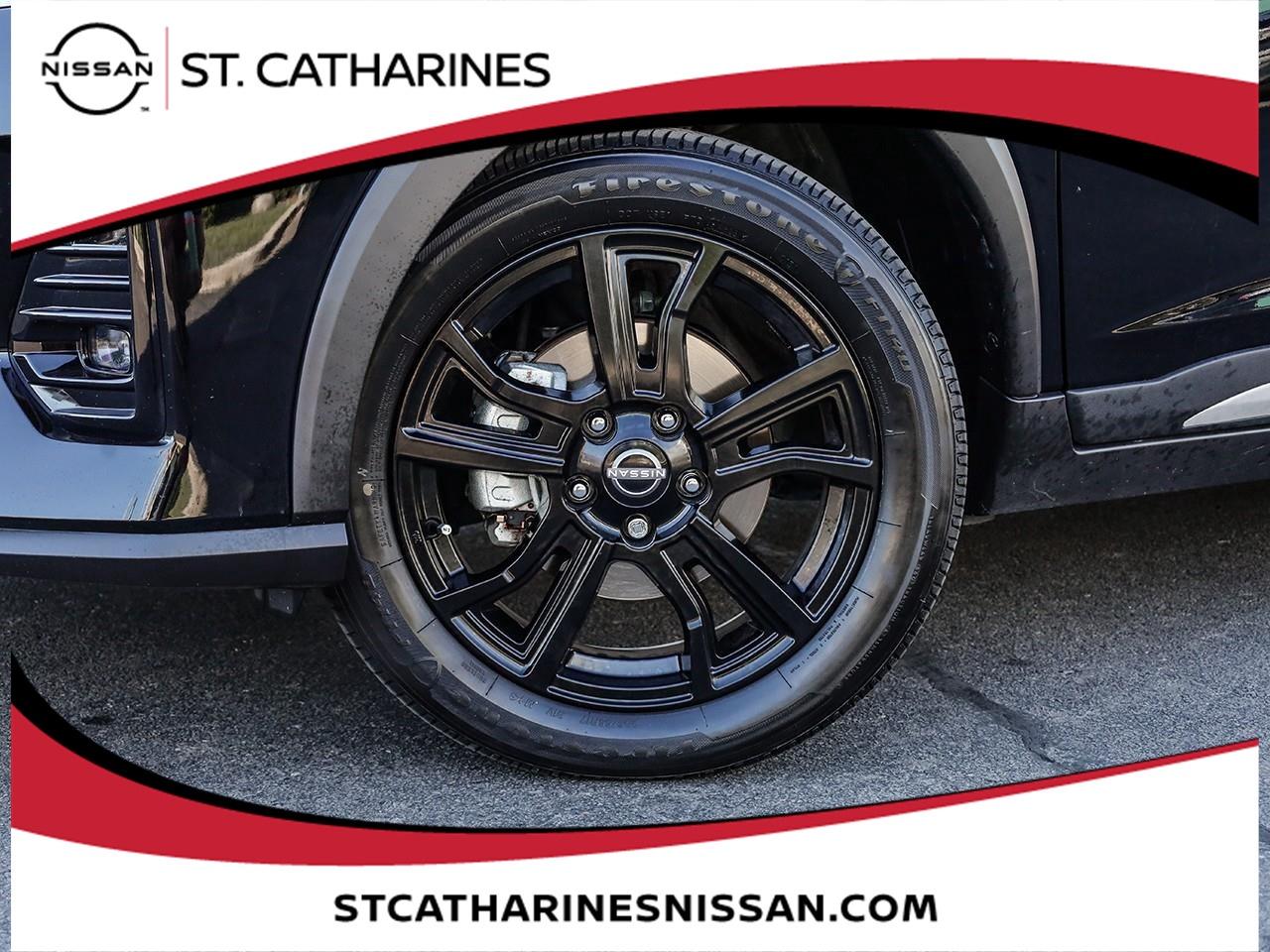 2024 Nissan Kicks SR Photo