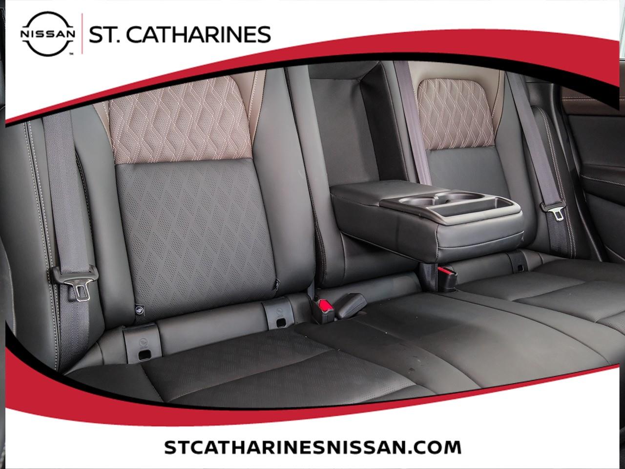 2025 Nissan Murano Platinum Photo