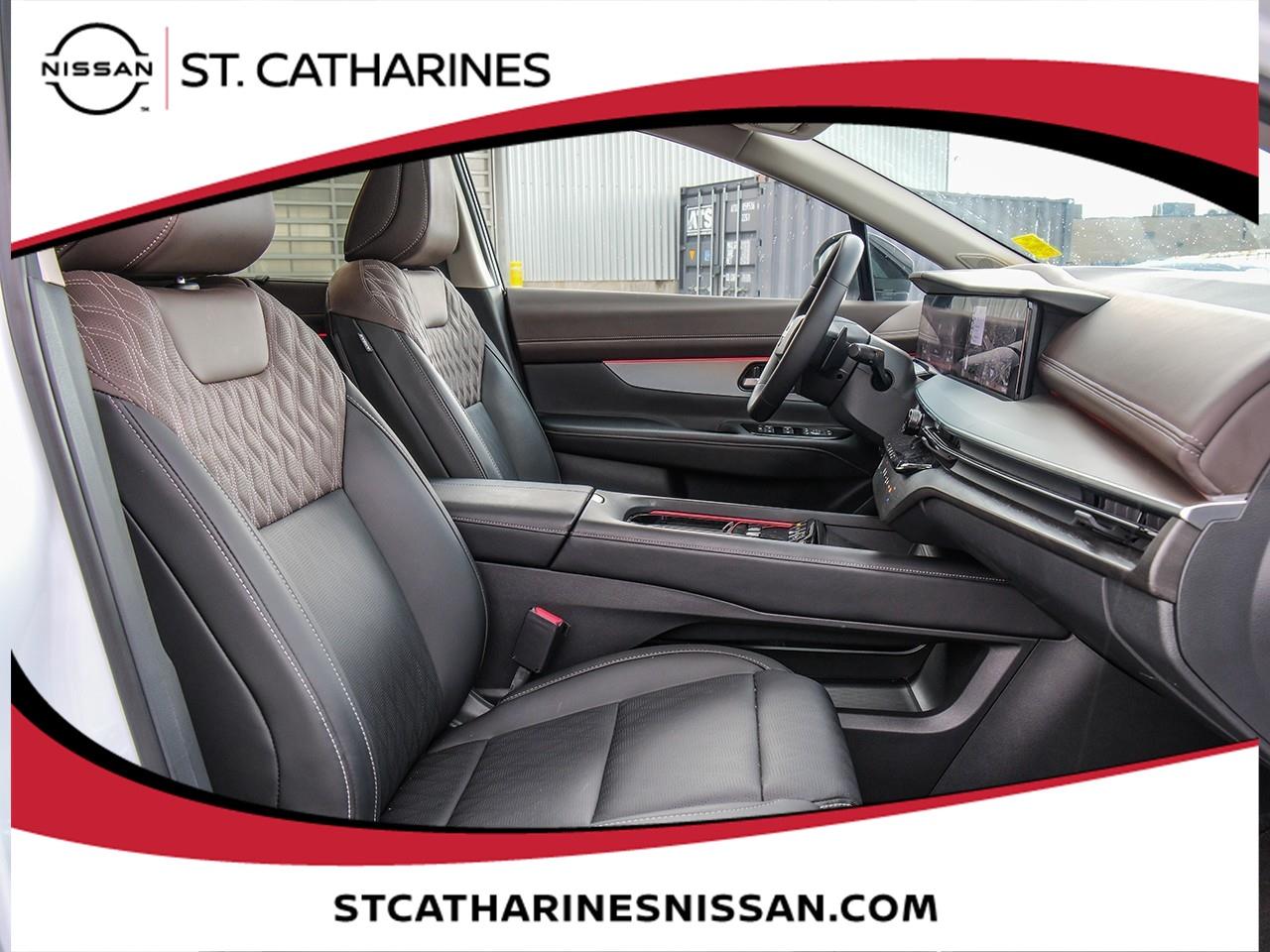 2025 Nissan Murano Platinum Photo