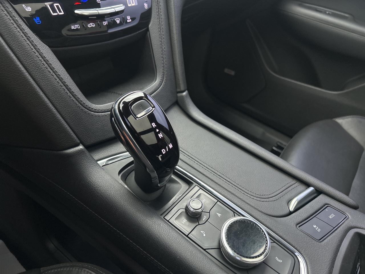 2021 Cadillac XT6 Premium Luxury Nav Carplay Lane Keep 6 Seats Photo