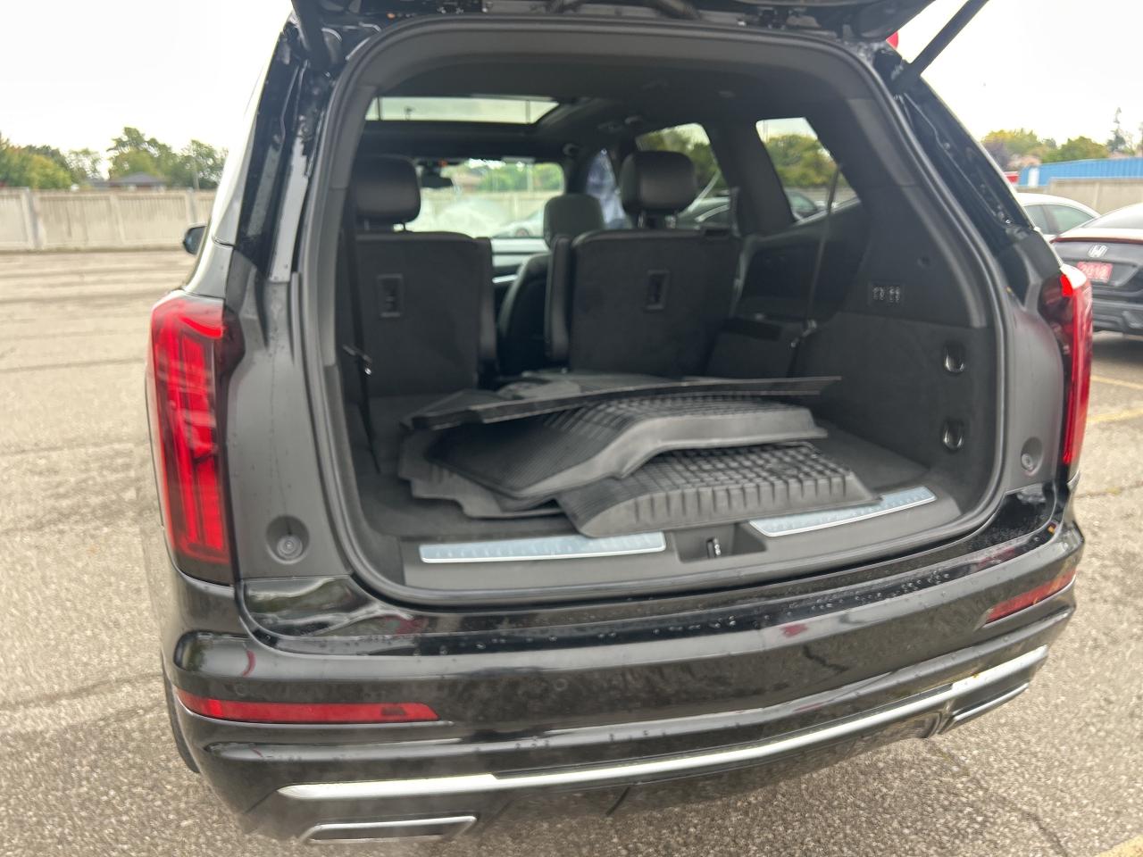 2021 Cadillac XT6 Premium Luxury Nav Carplay Lane Keep 6 Seats Photo