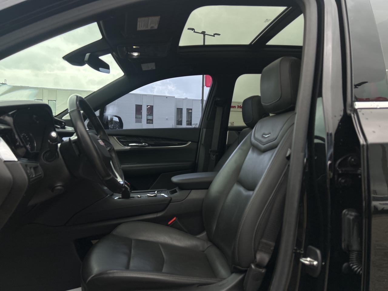 2021 Cadillac XT6 Premium Luxury Nav Carplay Lane Keep 6 Seats Photo