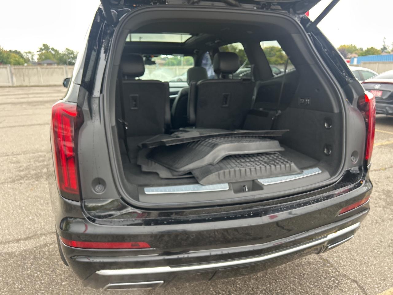 2021 Cadillac XT6 Premium Luxury Nav Carplay Lane Keep 6 Seats Photo