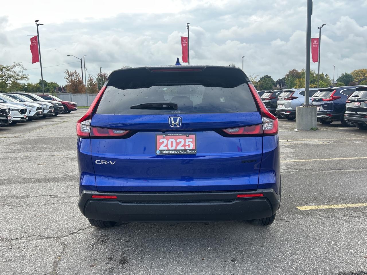 2025 Honda CR-V Sport Sunroof CarPlay Heated Seats Low KMS! Photo