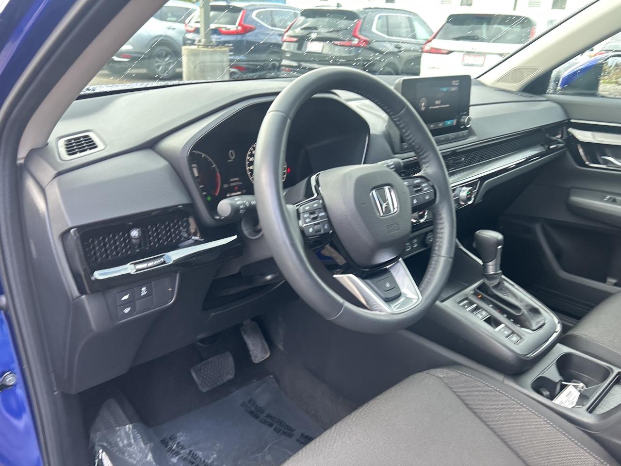 2025 Honda CR-V Sport Sunroof CarPlay Heated Seats Low KMS! Photo