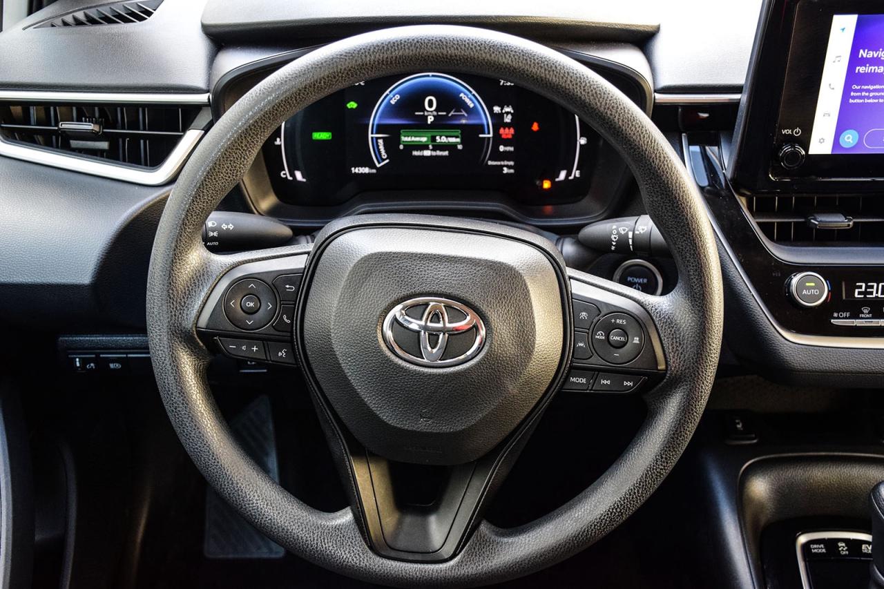 2024 Toyota Corolla Hybrid LE / NO ACCIDENT / CARPLAY / BSM/HTD SEATS/ALLOY Photo