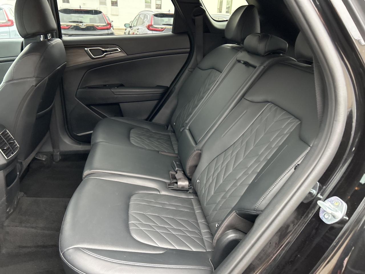 2023 Kia Sportage X-Line AWD Leather CarPlay Heated Seats Photo