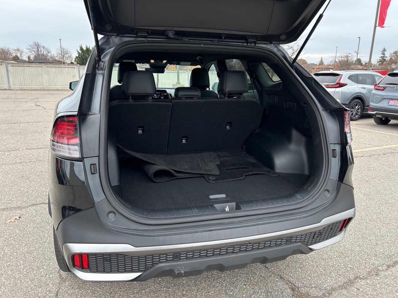 2023 Kia Sportage X-Line AWD Leather CarPlay Heated Seats Photo