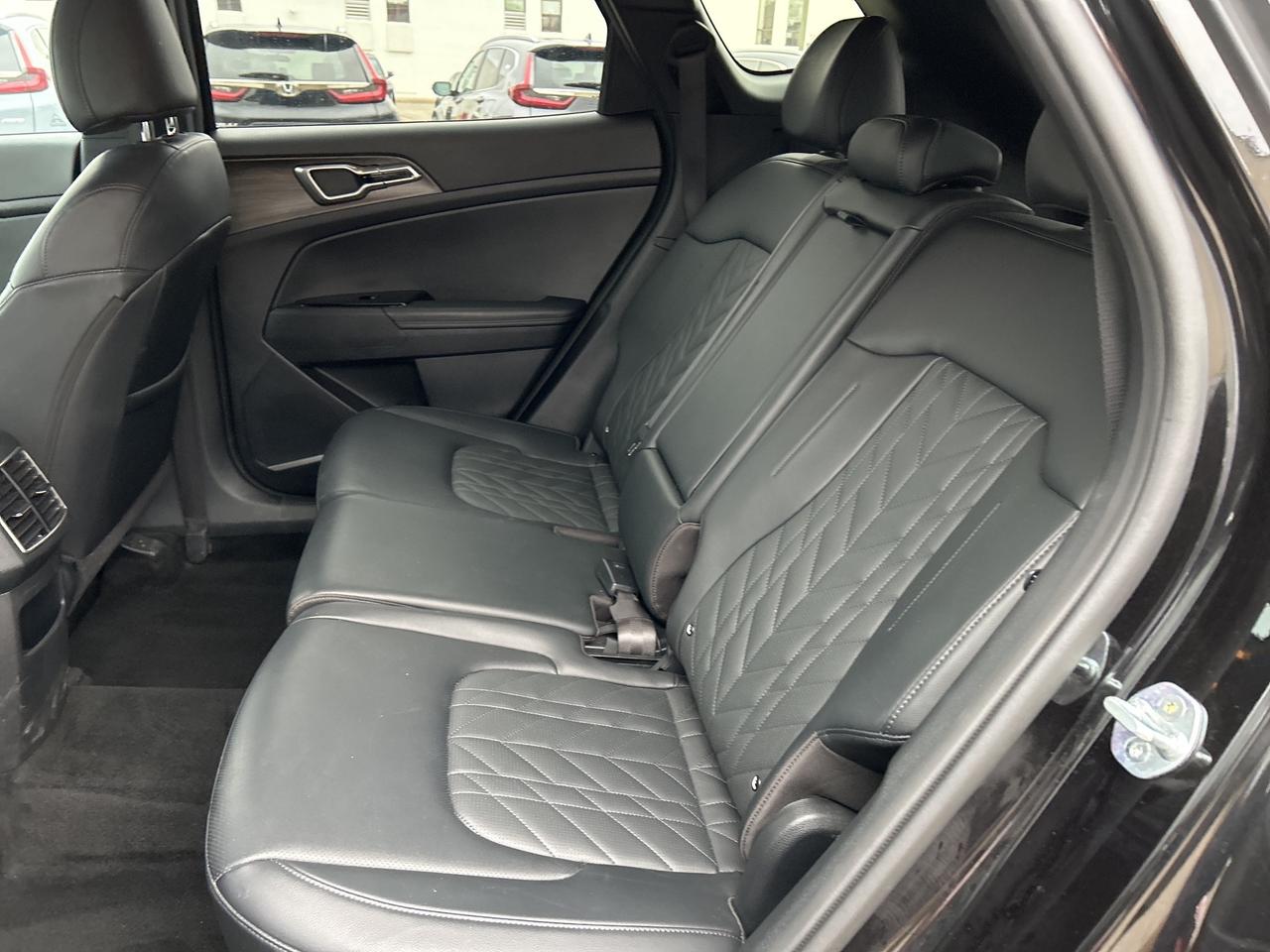 2023 Kia Sportage X-Line AWD Leather CarPlay Heated Seats Photo