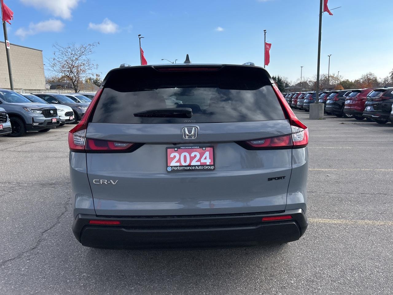 2024 Honda CR-V Sport CarPlay Rear Cam Sunroof Heated Seats Photo4