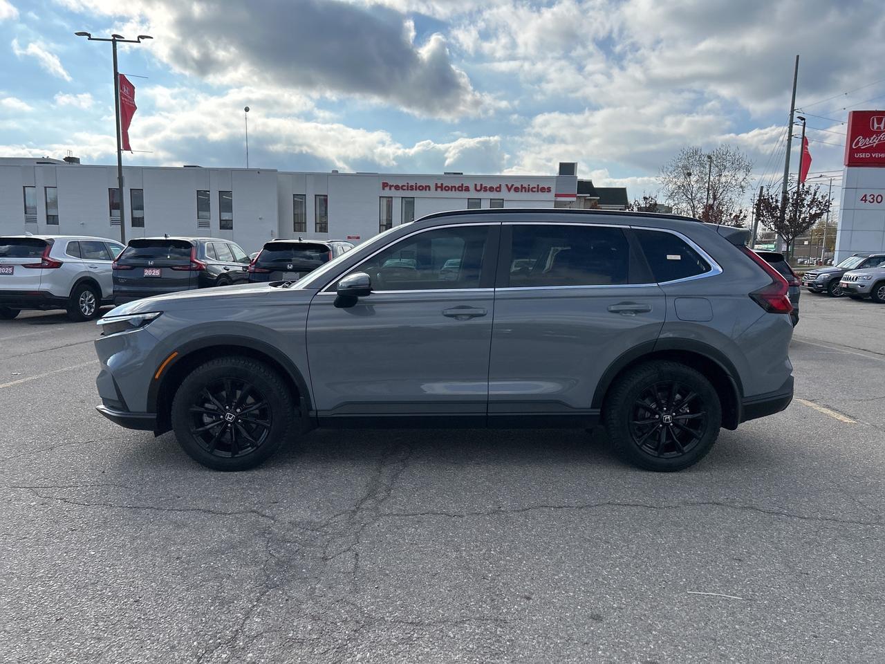 2024 Honda CR-V Sport CarPlay Rear Cam Sunroof Heated Seats Photo2