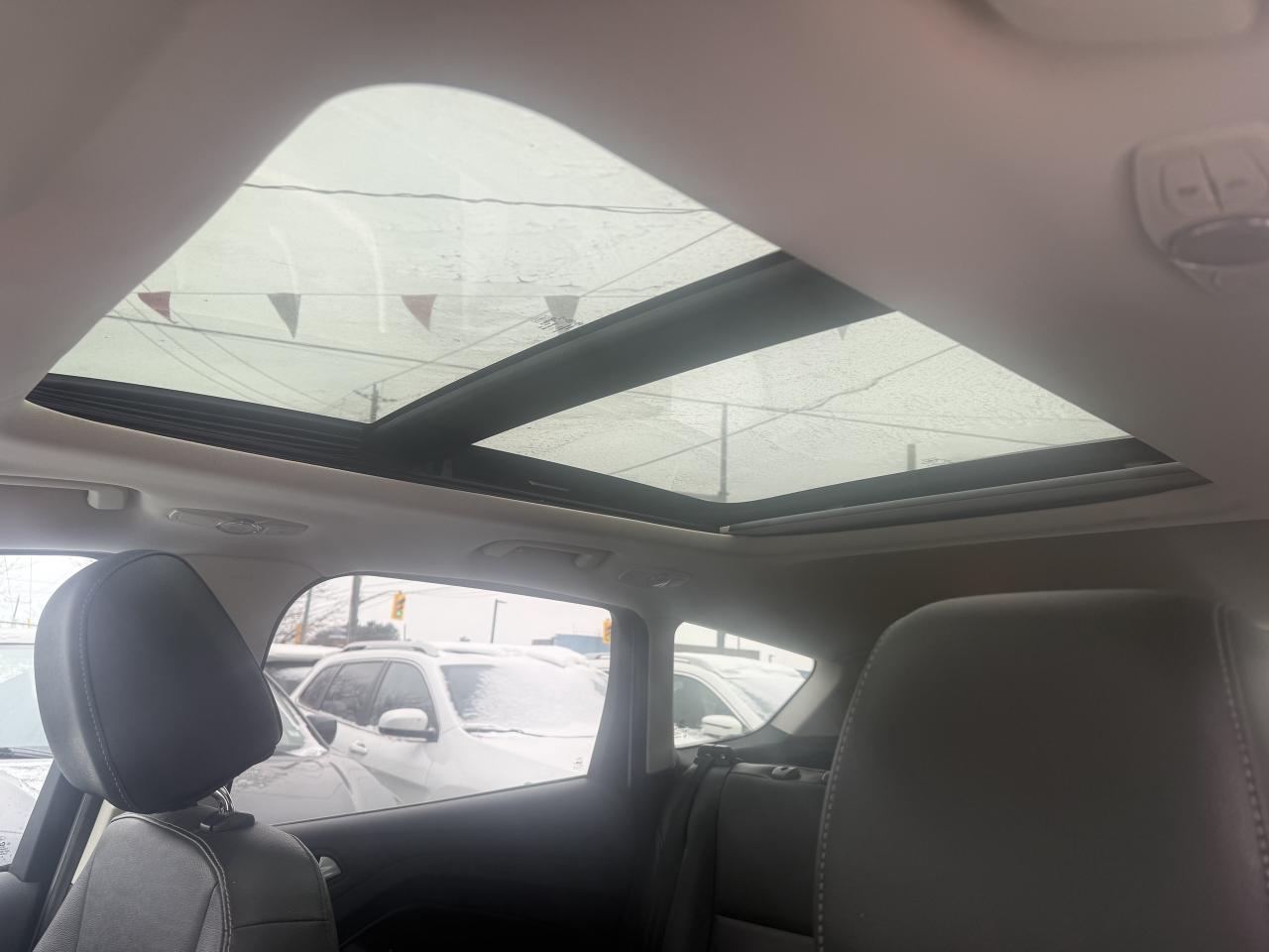 2013 Ford Escape *** 3 YEAR WARRANTY INCLUDED *** Photo