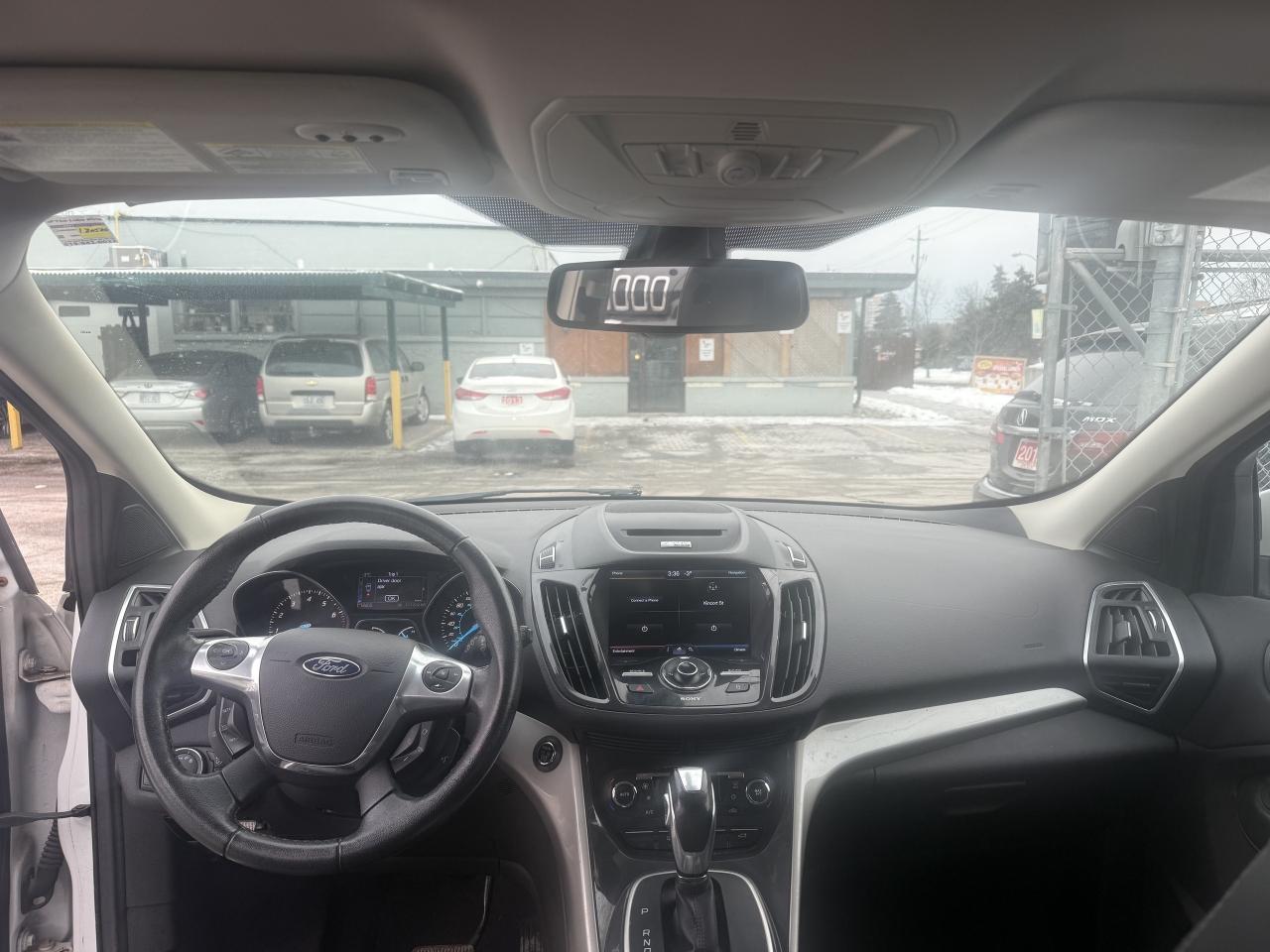 2013 Ford Escape *** 3 YEAR WARRANTY INCLUDED *** Photo