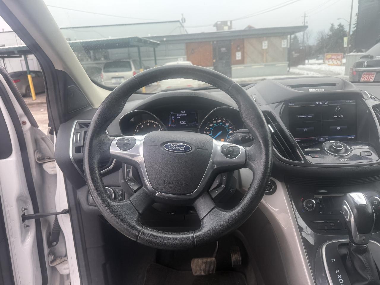 2013 Ford Escape *** 3 YEAR WARRANTY INCLUDED *** Photo