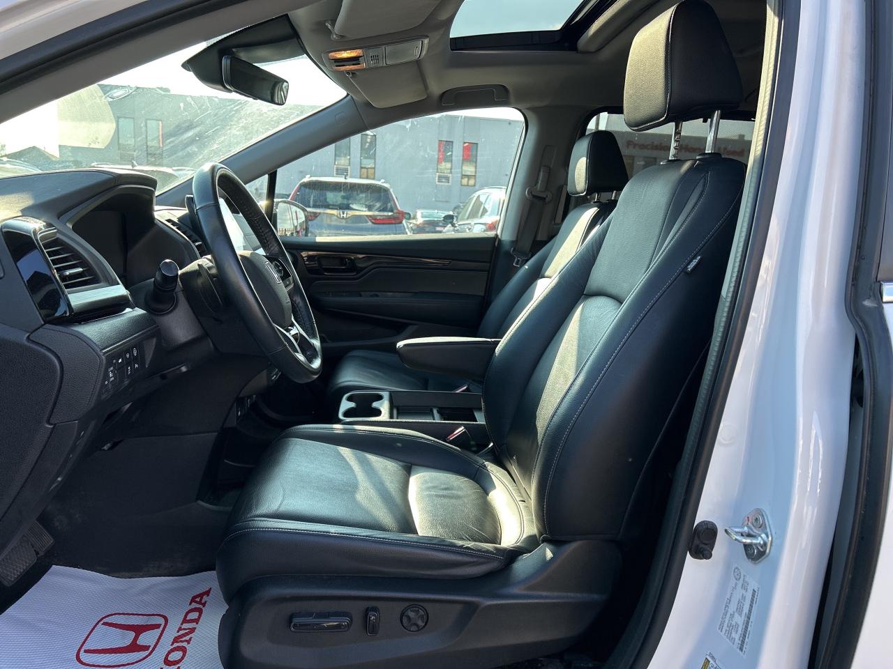 2024 Honda Odyssey EX-L  Leather  Sunroof CarPlay Rear Camera Photo