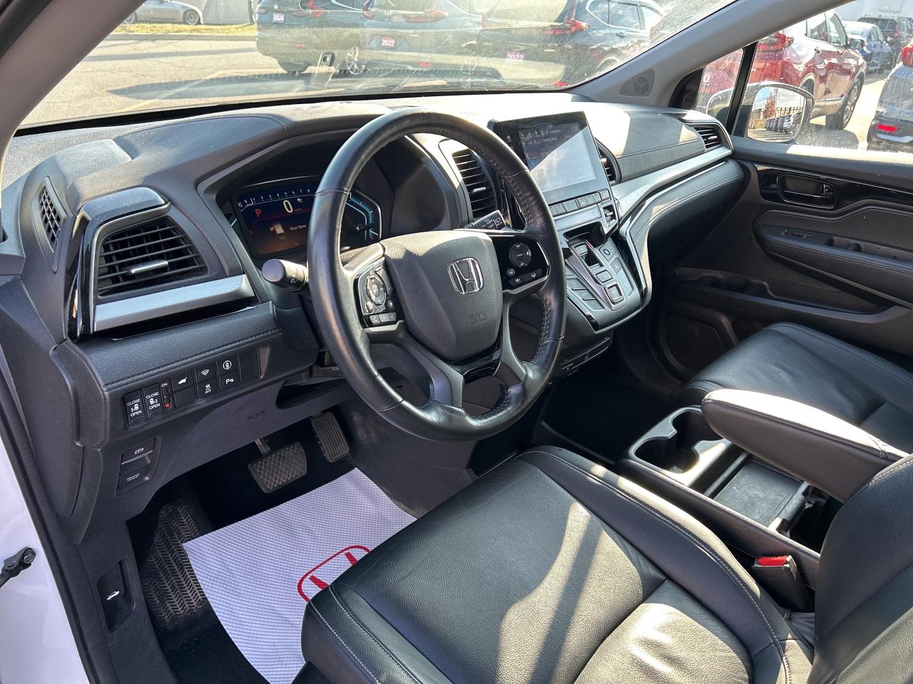 2024 Honda Odyssey EX-L  Leather  Sunroof CarPlay Rear Camera Photo