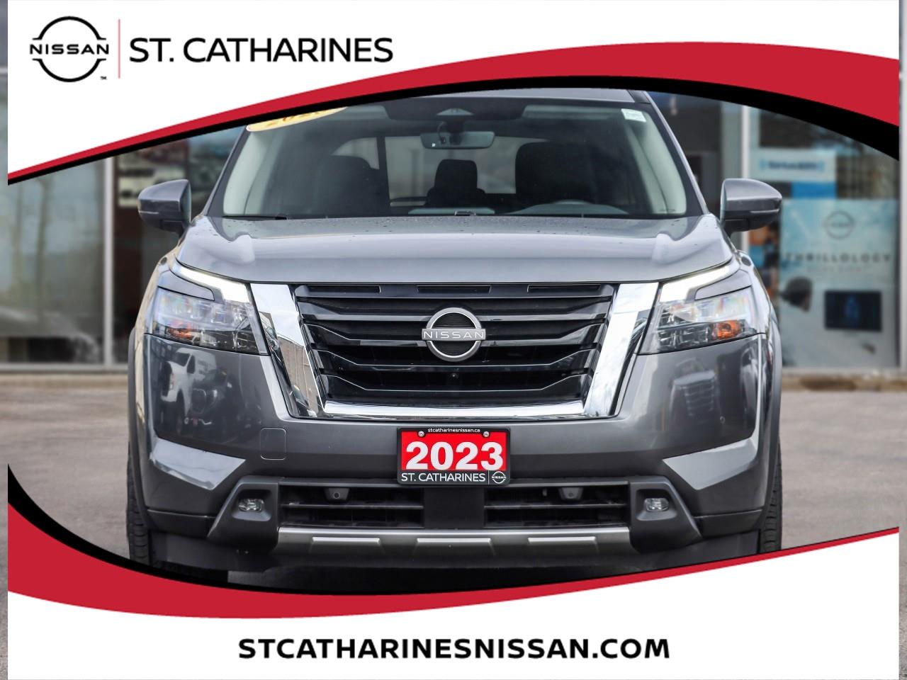 2023 Nissan Pathfinder SV Photo