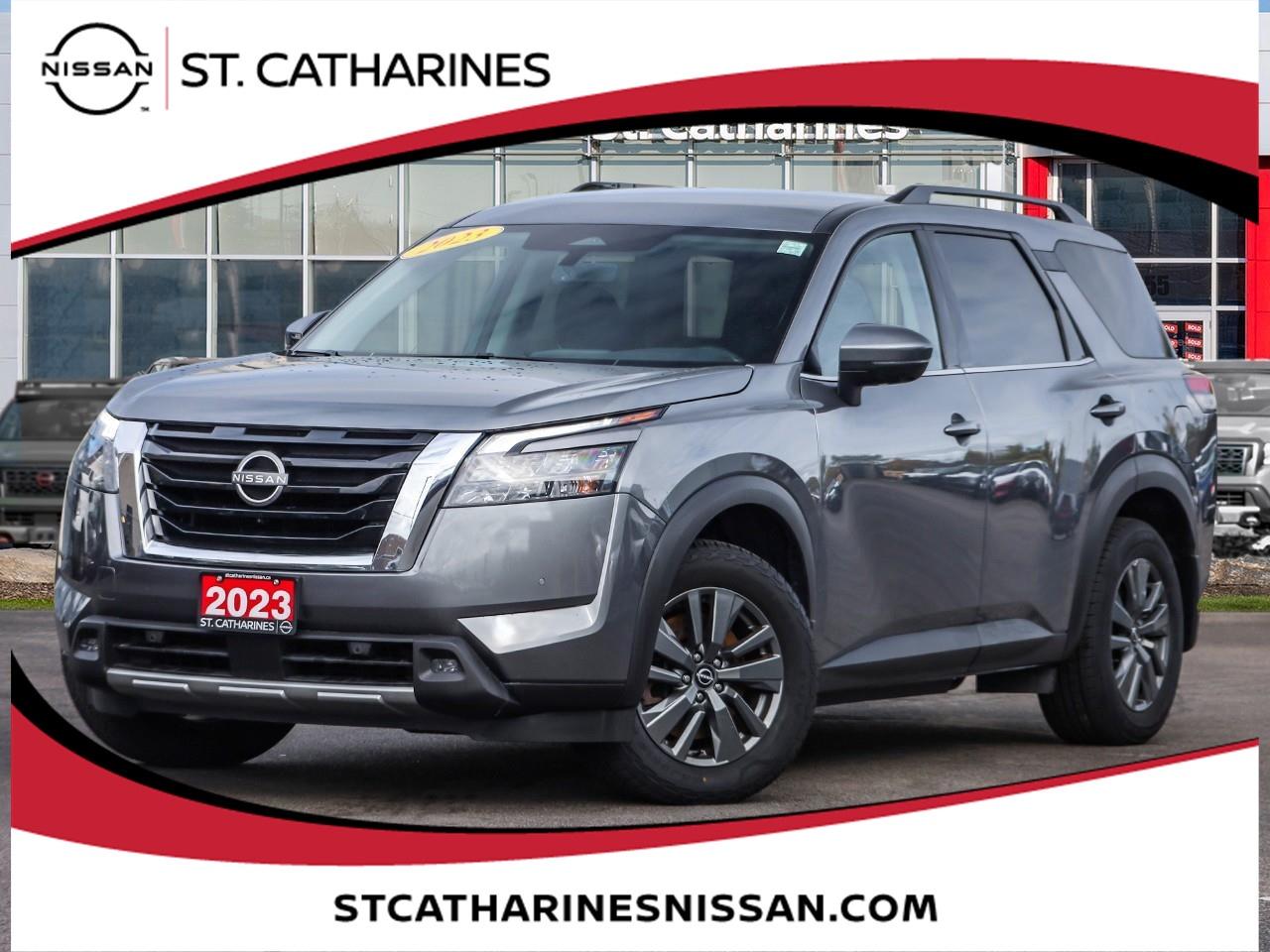 2023 Nissan Pathfinder SV Photo0