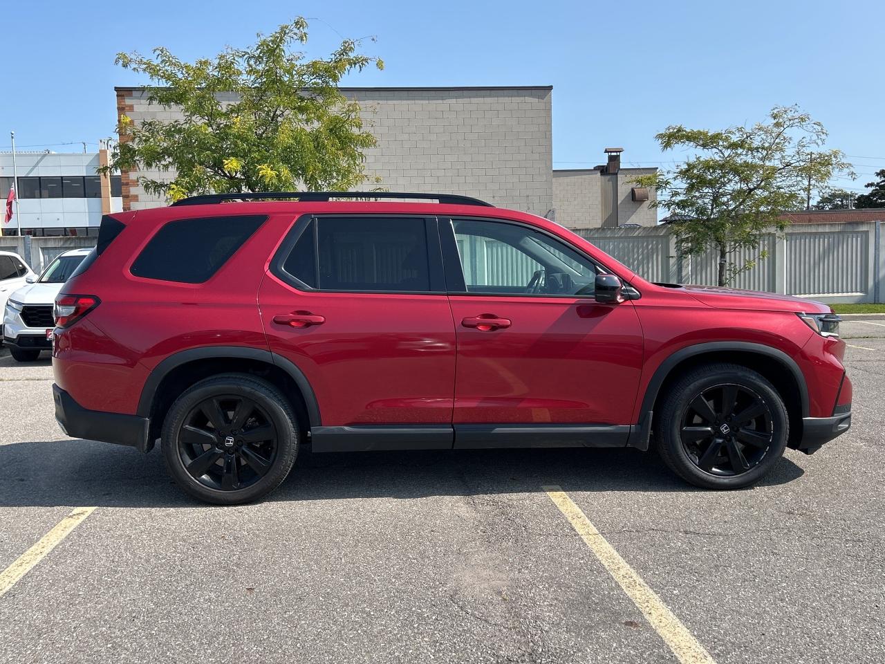 2024 Honda Pilot Black Edition Navigation Sunroof Cool/heated seats Photo