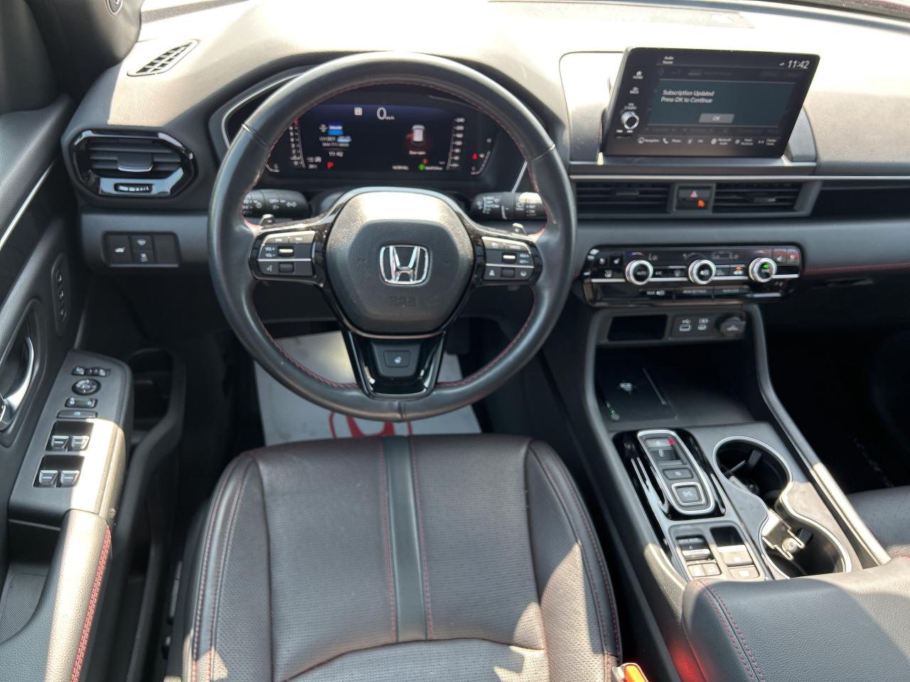 2024 Honda Pilot Black Edition Navigation Sunroof Cool/heated seats Photo